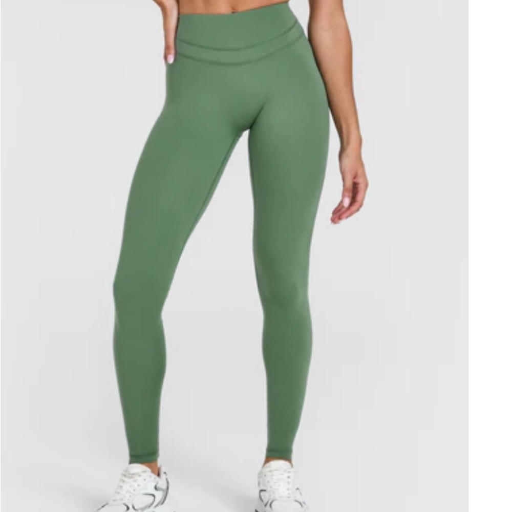 Green High-Waisted Leggings